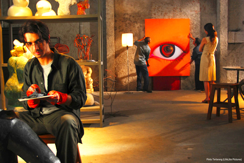 Кадры из Запретная дверь (2009)