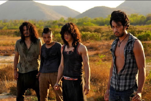 Кадры из Феникс в ярости (2009)