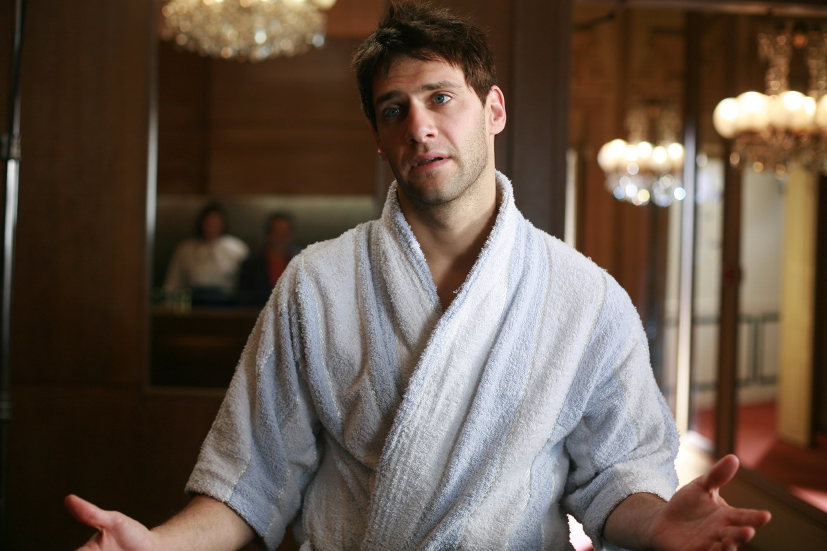 Кадры из Джек и Джилл: Любовь на чемоданах (2009)