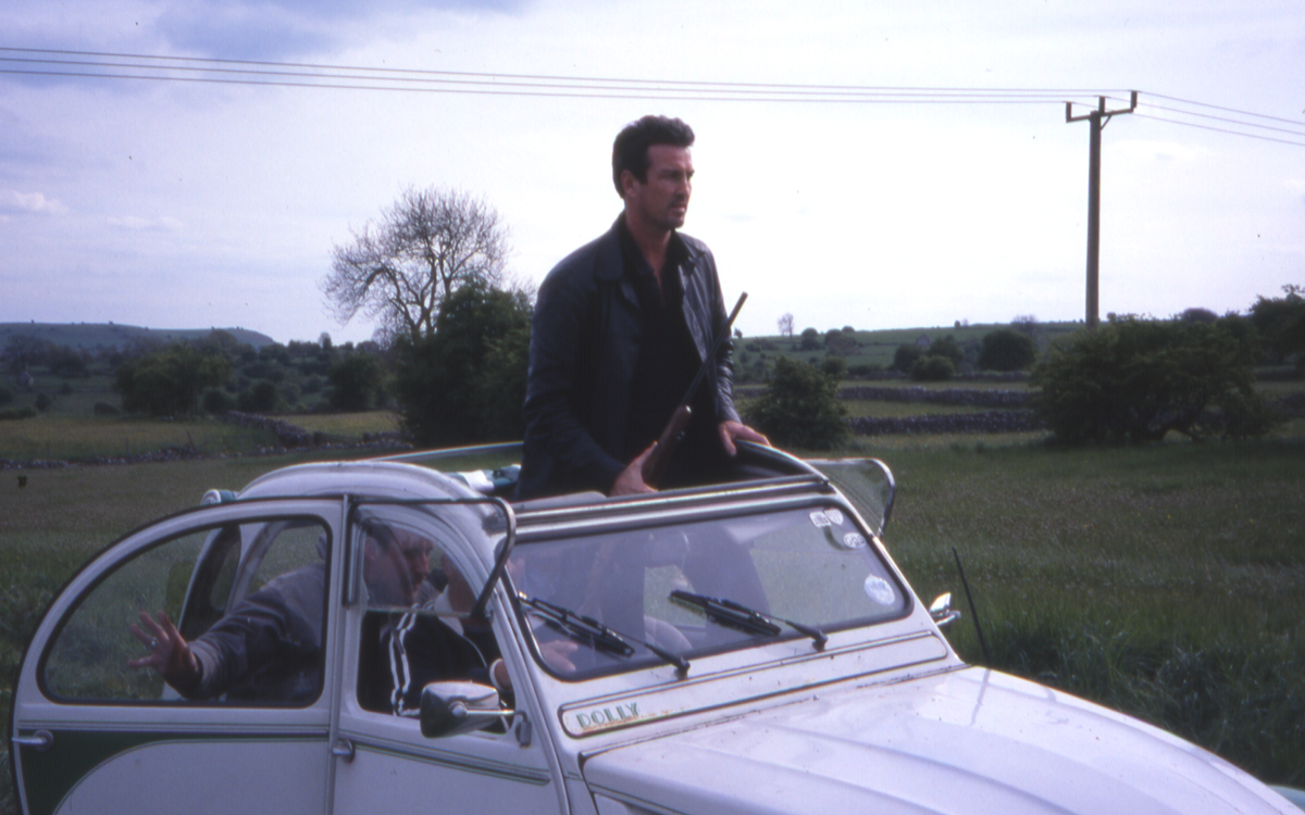 Кадры из Ботинки мертвеца (2004)