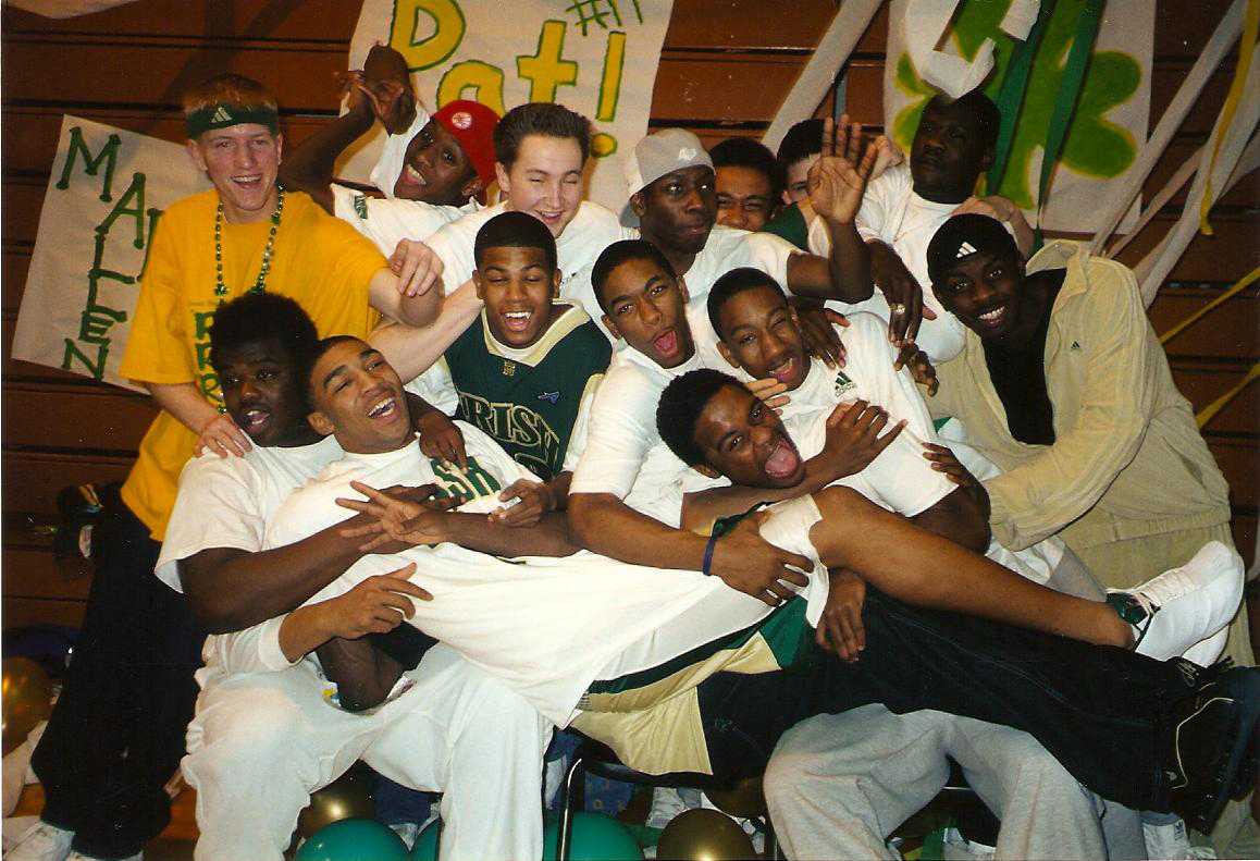 Кадры из Больше, чем игра (2008)