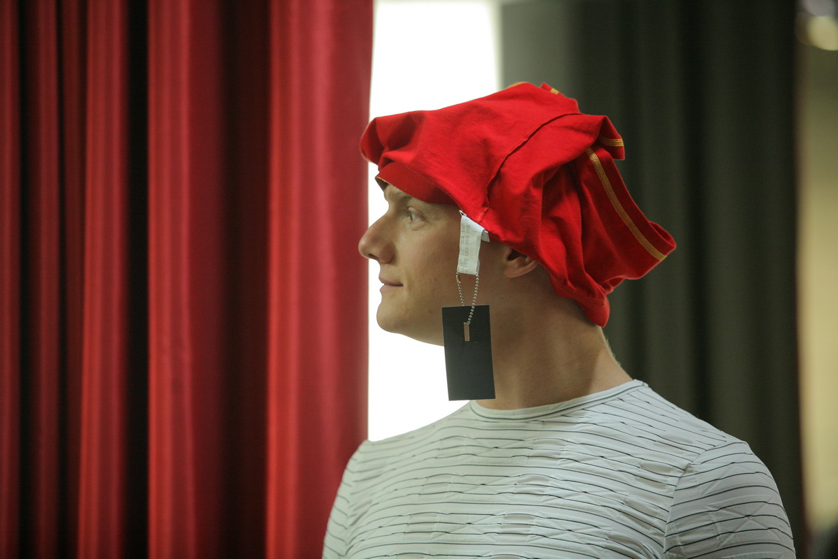 Счастливый конец (2010)