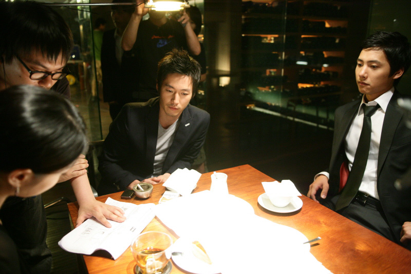 Кадры из В поисках слона (2009)