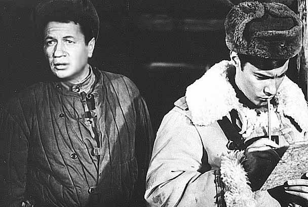 Кадры из Аты-баты, шли солдаты... (1977)