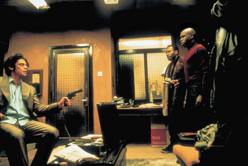 Кадры из Большой куш (2000)