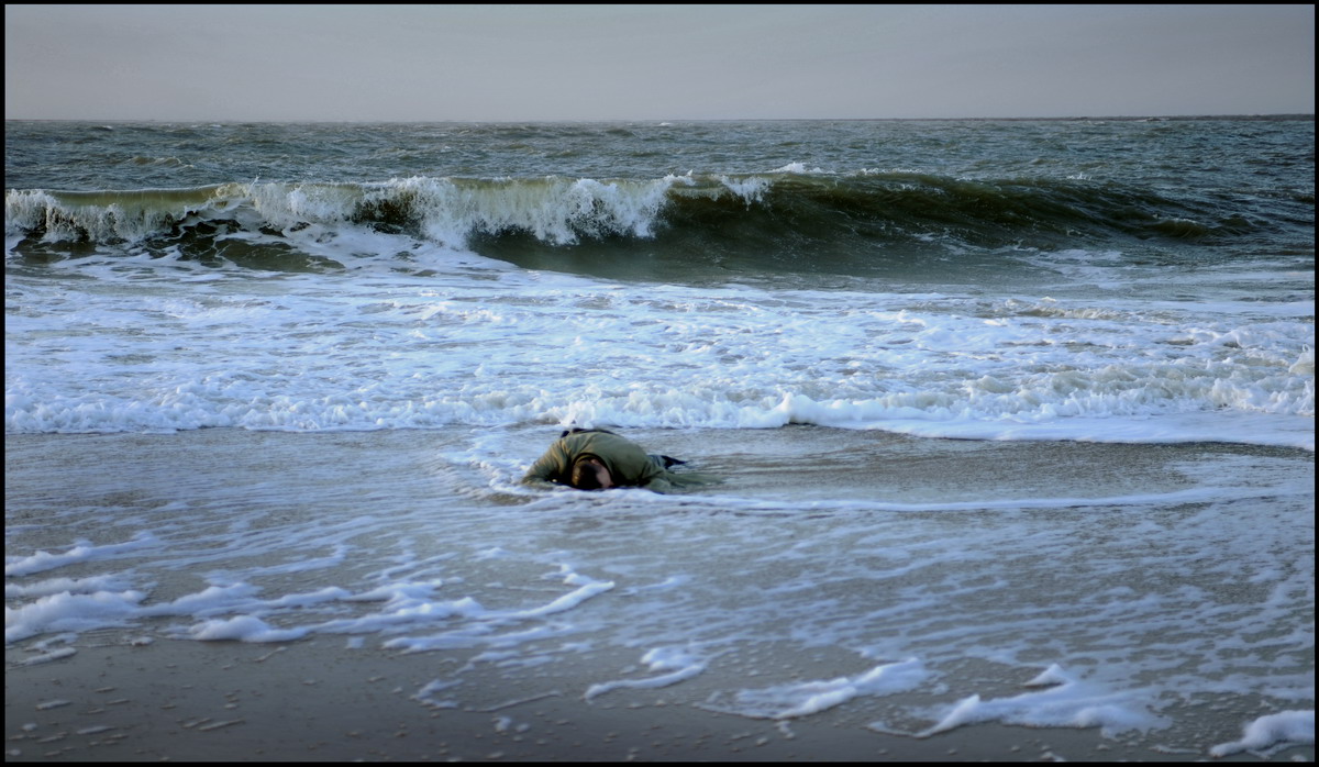 Кадры из Призрак (2010)