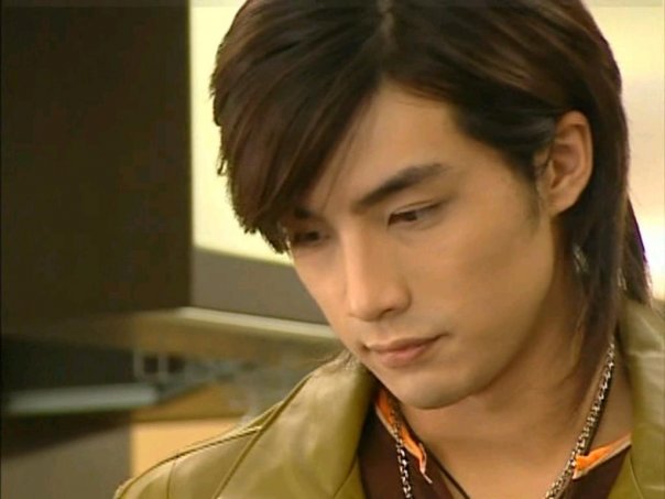 Кадры из Дьявол рядом с тобой (2005)