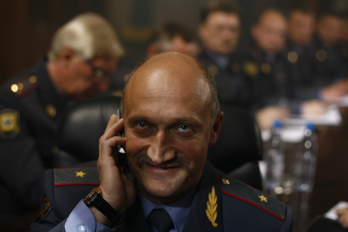 Кадры из Ирония любви (2010)