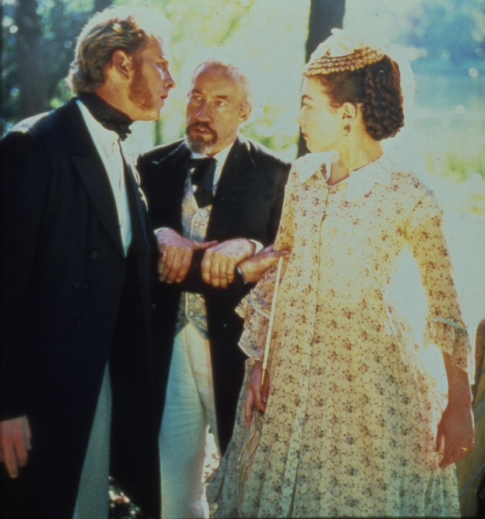 Кадры из Женщина в белом (1998)