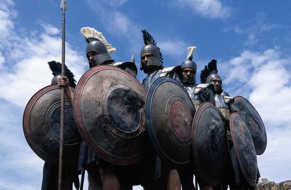 Кадры из Елена Троянская (2003)