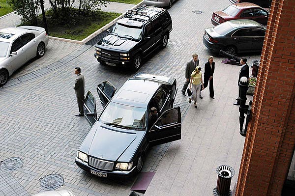 Кадры из Телохранитель (2007)