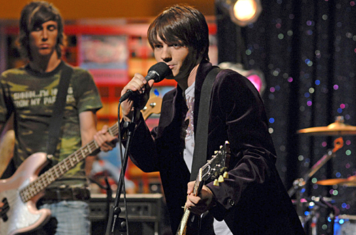 Кадры из Дрейк и Джош (2004)