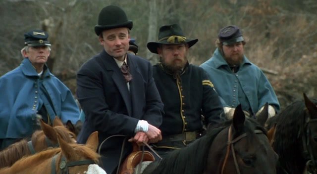 Кадры из Френк и Джесси (1994)