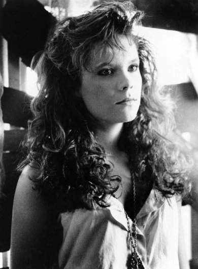 Кадры из Маленькая колдунья (1989)