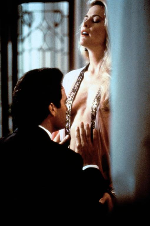 Кадры из Тайные игры (1992)