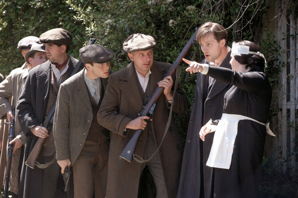 Кадры из Ветер, который качает вереск (2006)