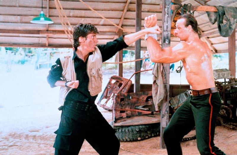 Кадры из Не отступать и не сдаваться 2: Штормовое предупреждение (1987)