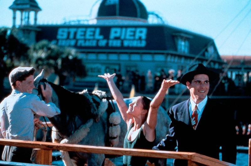 Кадры из Отважные сердца не разбиваются / Храбрых сердцем не сломить (1991)