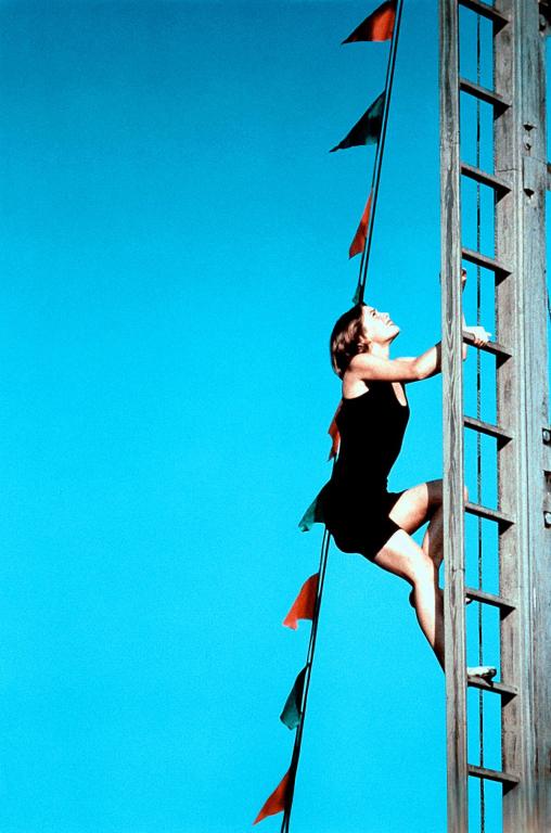 Кадры из Отважные сердца не разбиваются / Храбрых сердцем не сломить (1991)