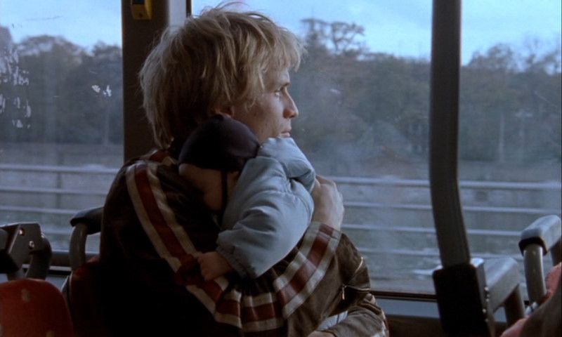 Кадры из Дитя (2005)