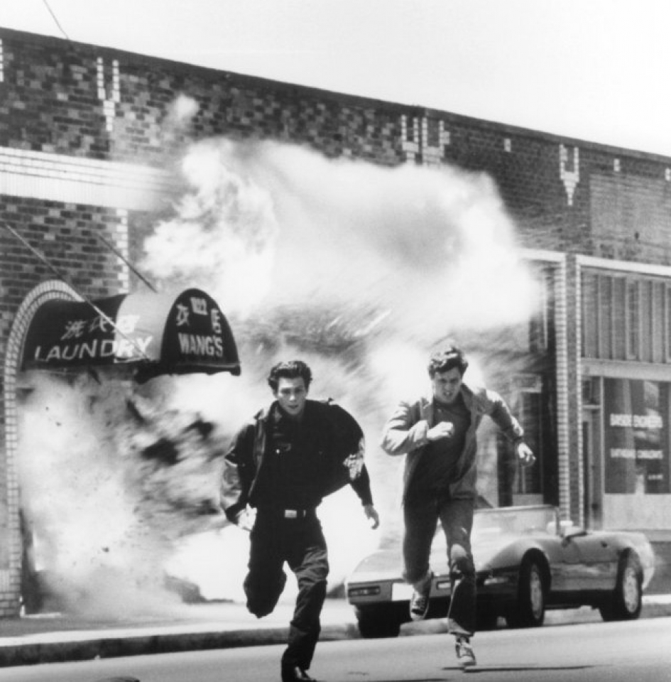 Кадры из Каффс (1992)