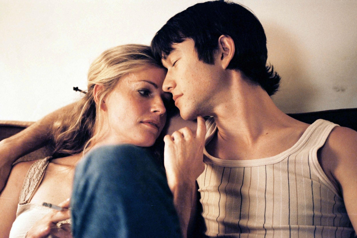 Кадры из Загадочная кожа (2004)