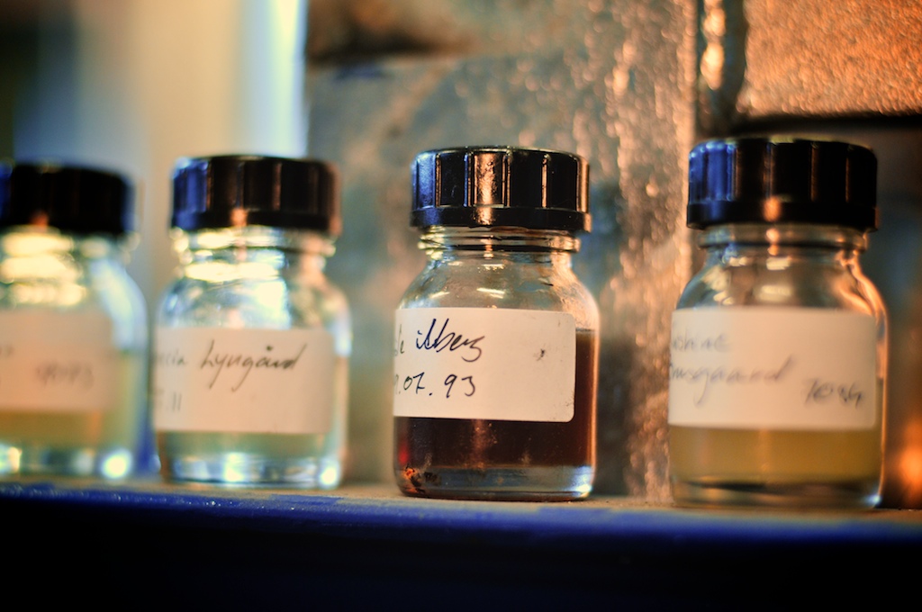 Кадры из Темные души (2010)