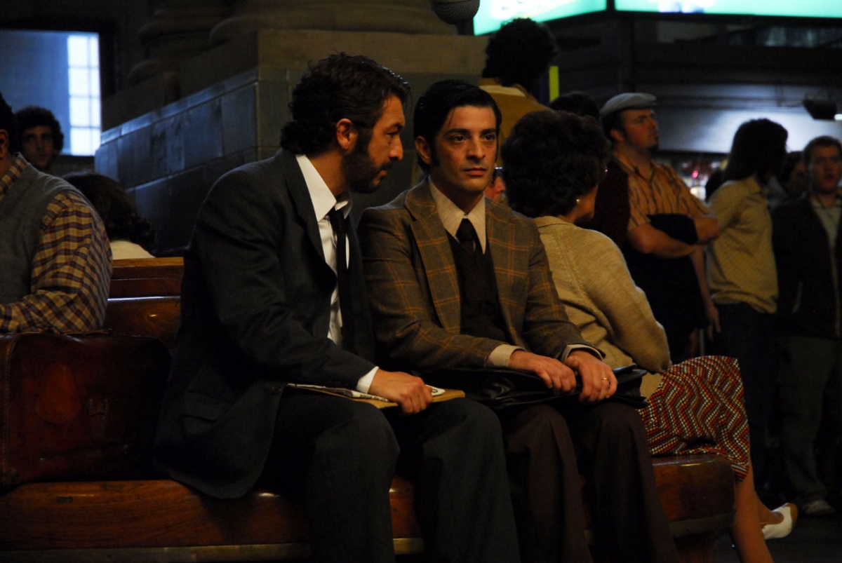 Тайна в его глазах (2009)