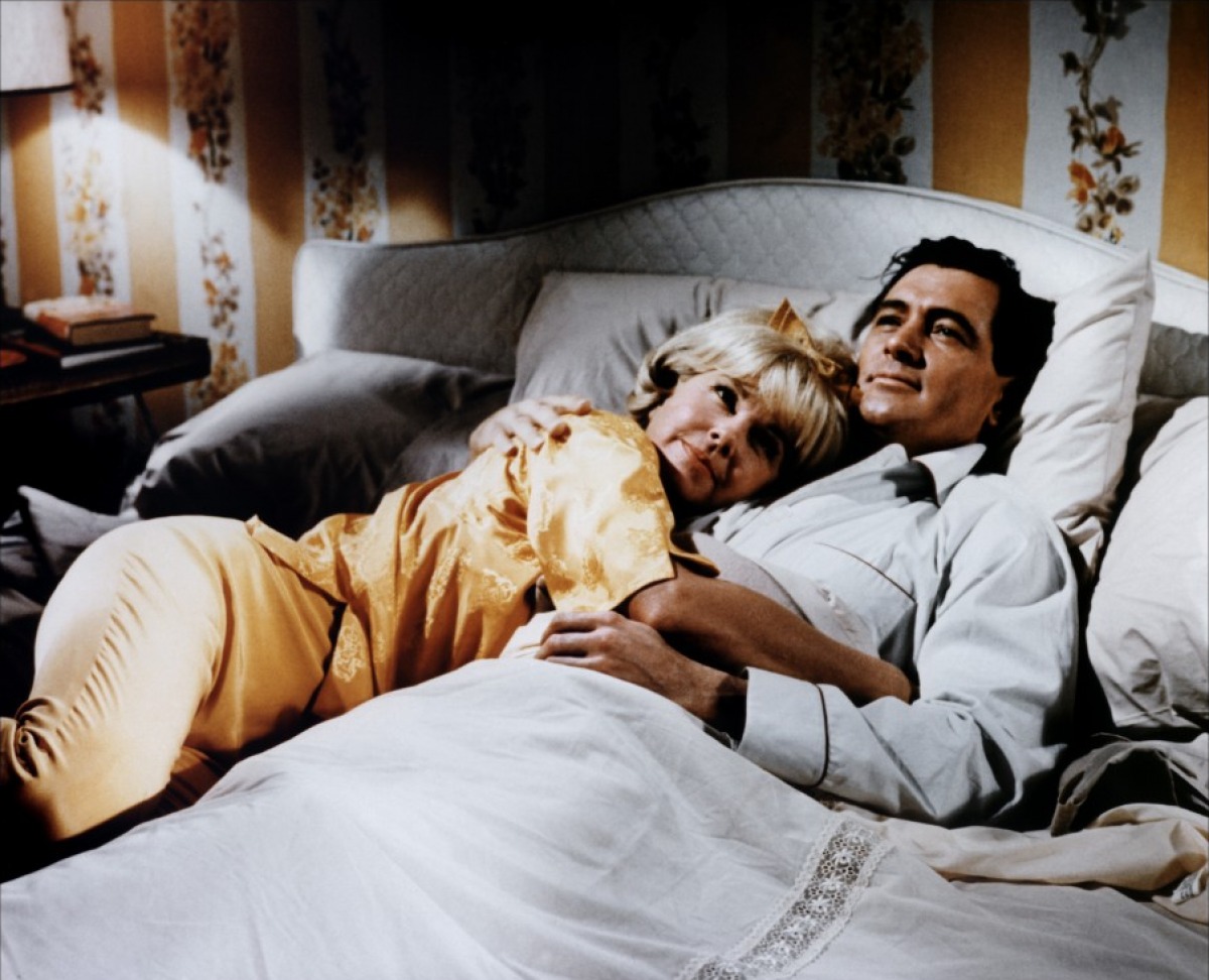 Кадры из Не присылай мне цветы (1964)