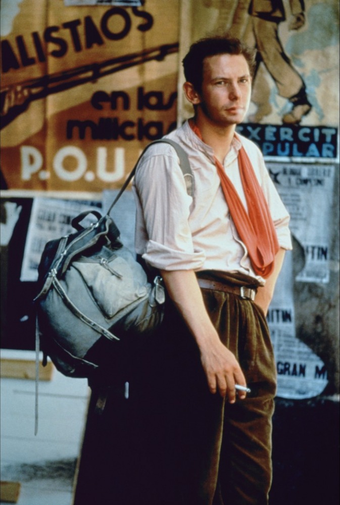 Кадры из Земля и свобода (1995)