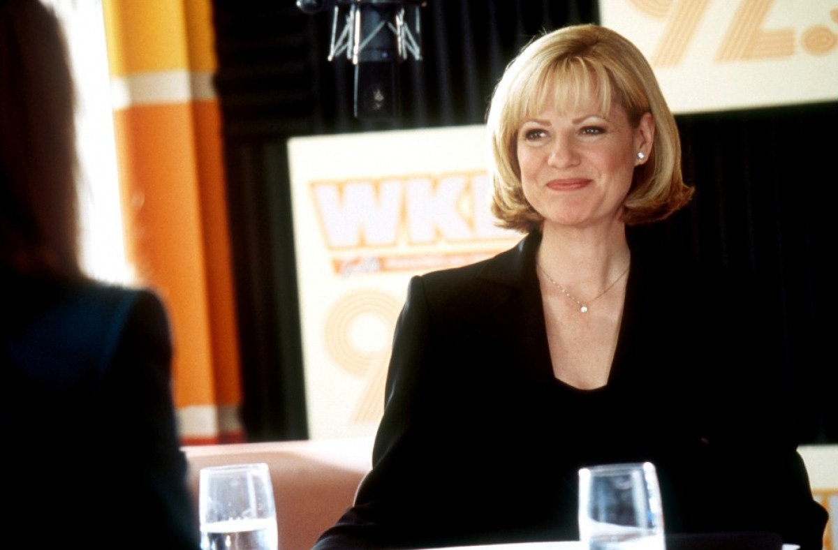 Кадры из Оптом дешевле (2003)