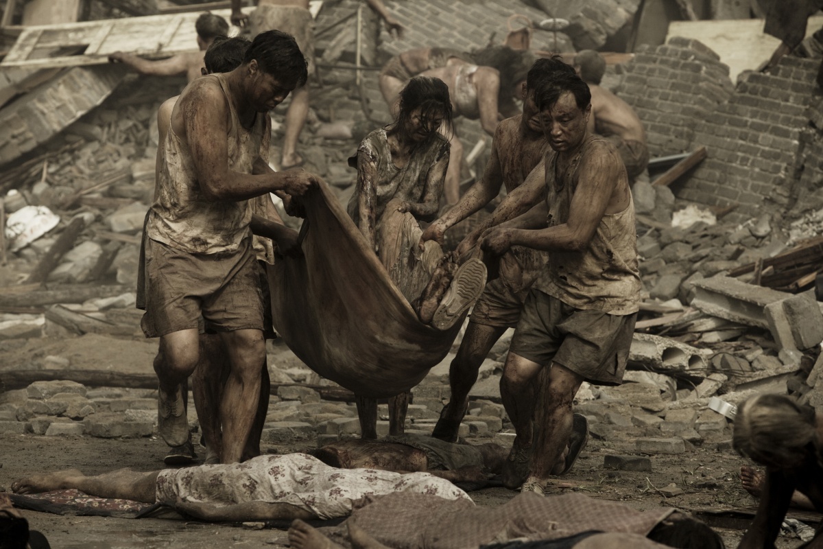 Кадры из Землетрясение (2010)