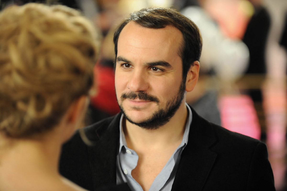 Кадры из Любовь с риском для жизни (2011)