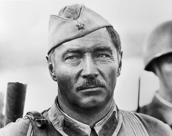 Кадры из Они сражались за Родину (1975)