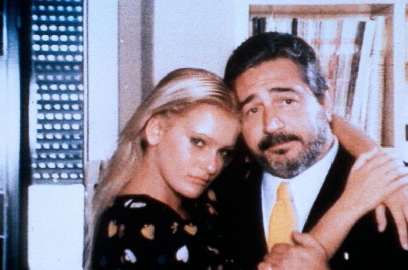 Кадры из Лицеистка на море с папиной подругой (1980)