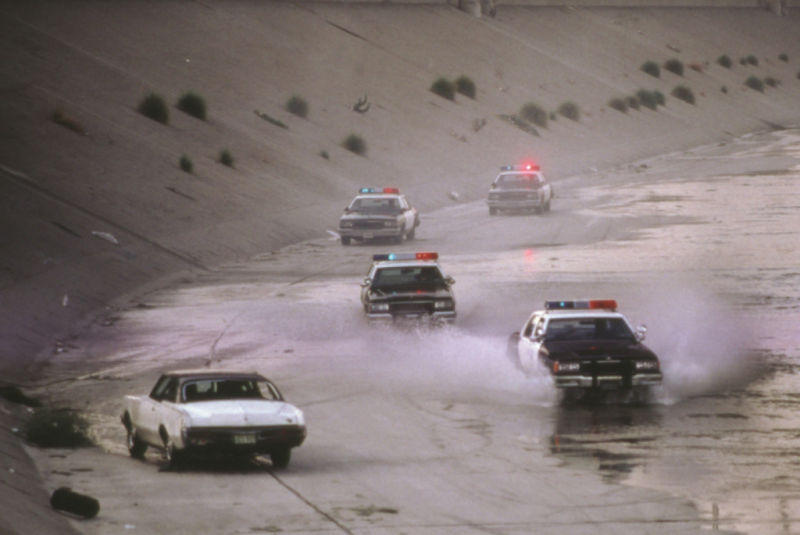 Кадры из Огненное кольцо 2: Огонь и сталь (1993)