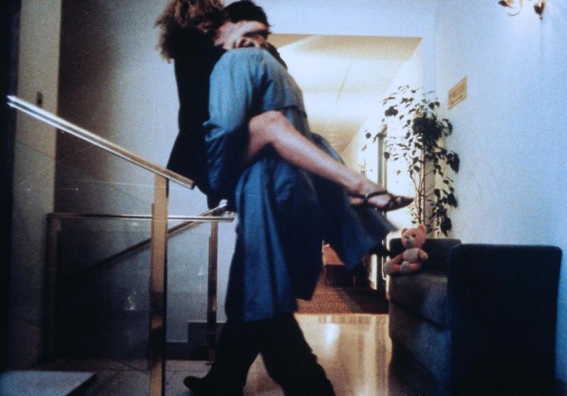 Кадры из Интимный (1989)