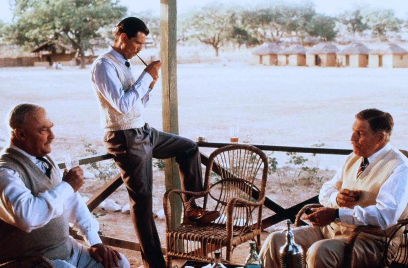 Кадры из Мистер Джонсон (1990)