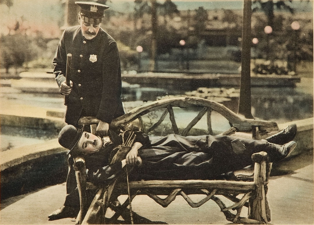 Кадры из Праздный класс (1921)