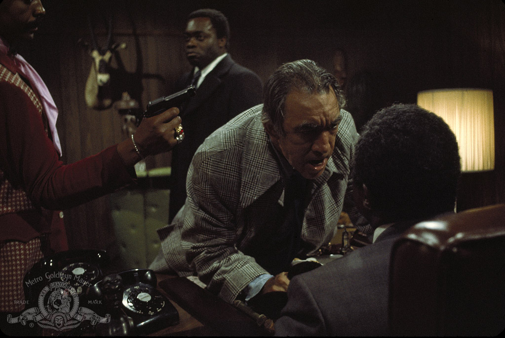 Кадры из На той стороне 110-й улицы (1972)