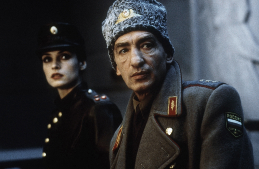 Кадры из Золотой глаз (1995)