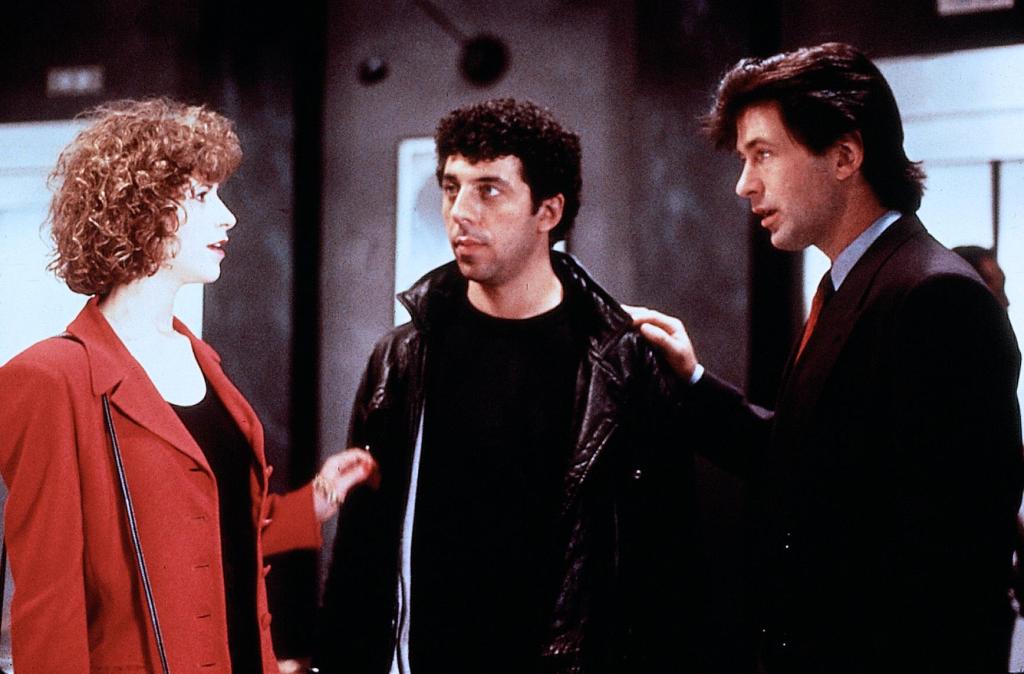 Кадры из Ток-радио (1988)