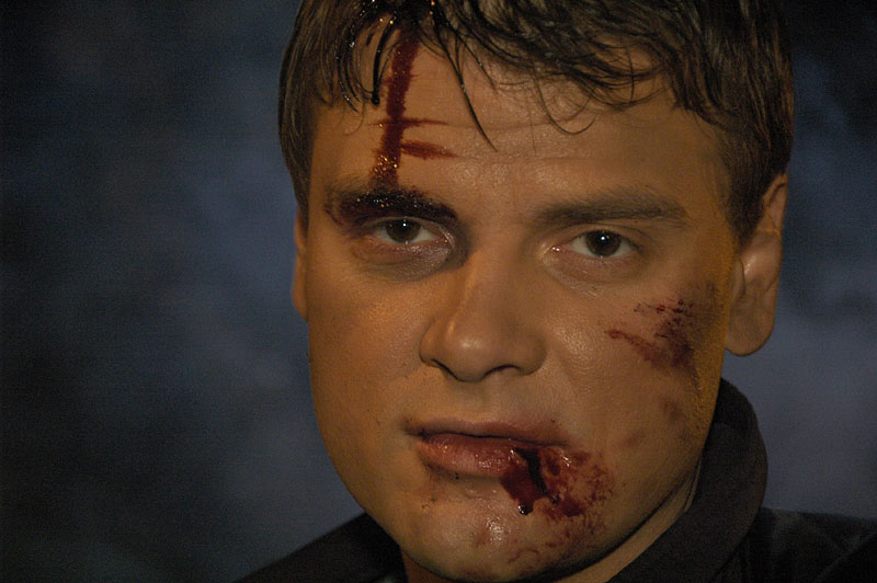 Кадры из Крест в круге (2009)