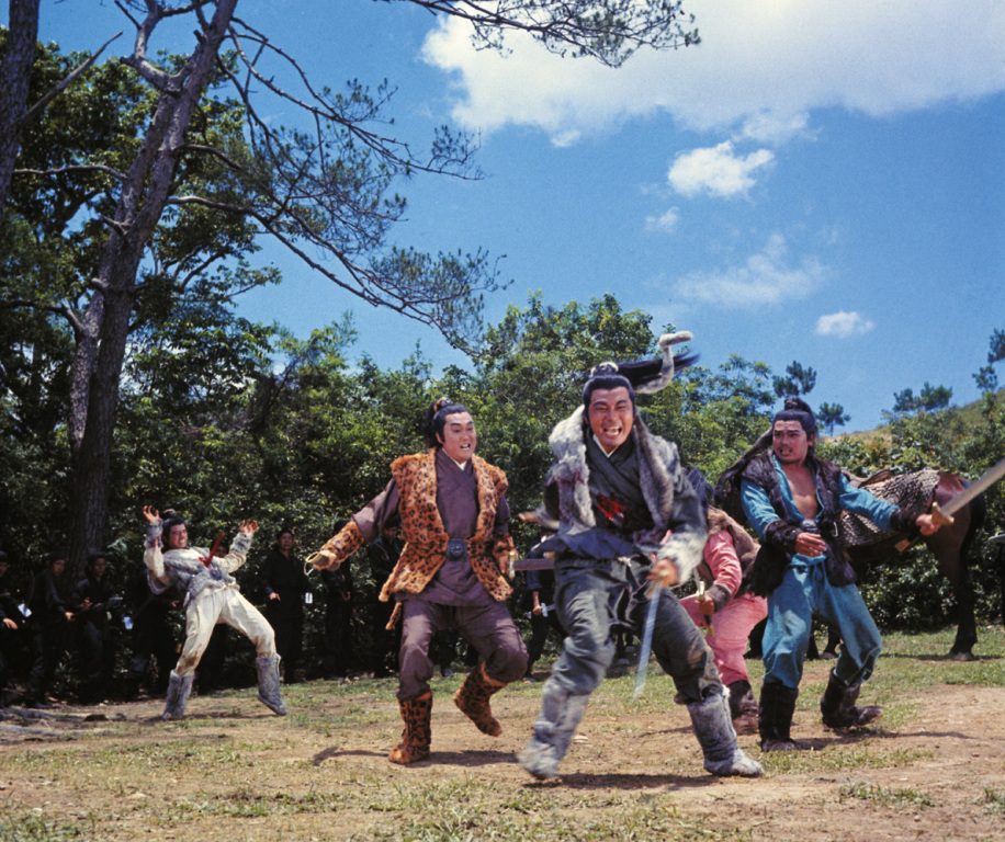 Кадры из Это были герои (1970)