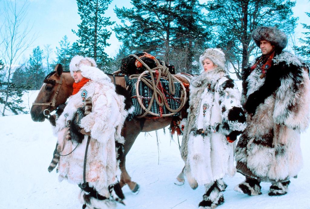 Кадры из Шпионы как мы (1985)