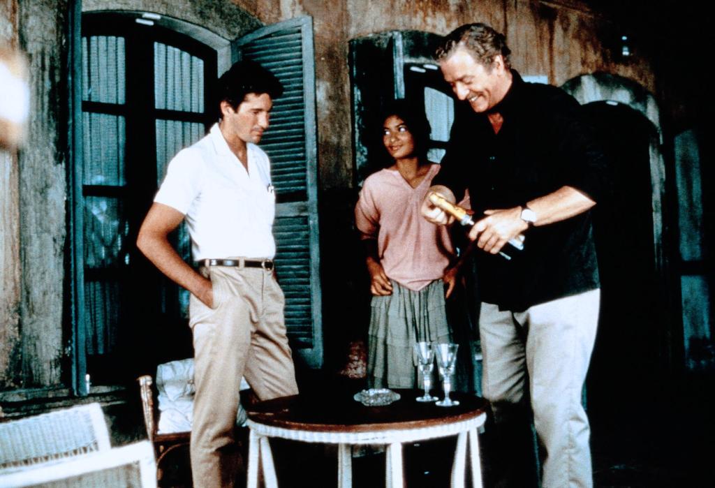 Кадры из Почетный консул (1983)