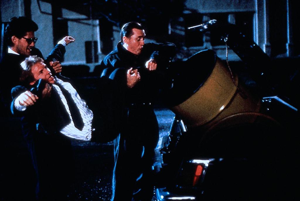 Мужчины за работой (1990)