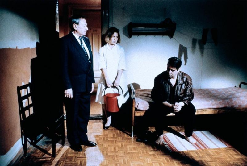 Кадры из Вдаль уплывают облака (1996)