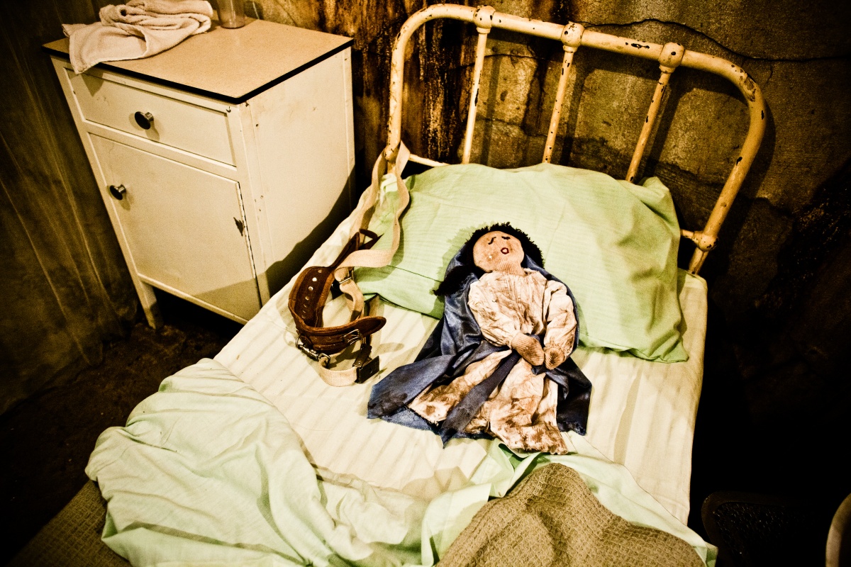 Кадры из Затаившиеся 3D (2011)