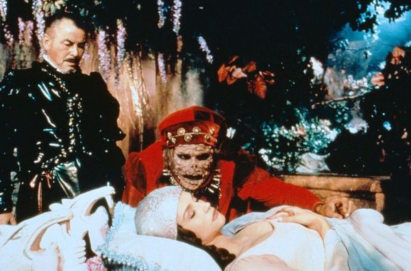 Кадры из Фантагиро, или Пещера золотой розы 5 (1996)